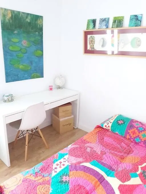 Luminoso Apartamento En El Centro, Con Mucho Arte Seville