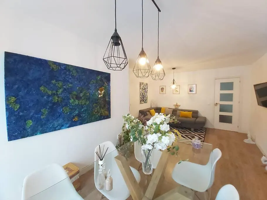 Luminoso Apartamento En El Centro, Con Mucho Arte Seville